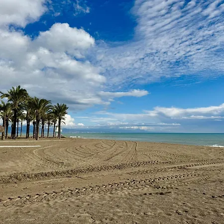 Primera Linea De Playa Con Vistas Al Mar Con Garaje B Apartment